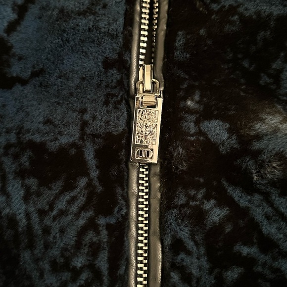 Men's Black and Blue Graphic Bomber Jacket - Picture 4 of 6